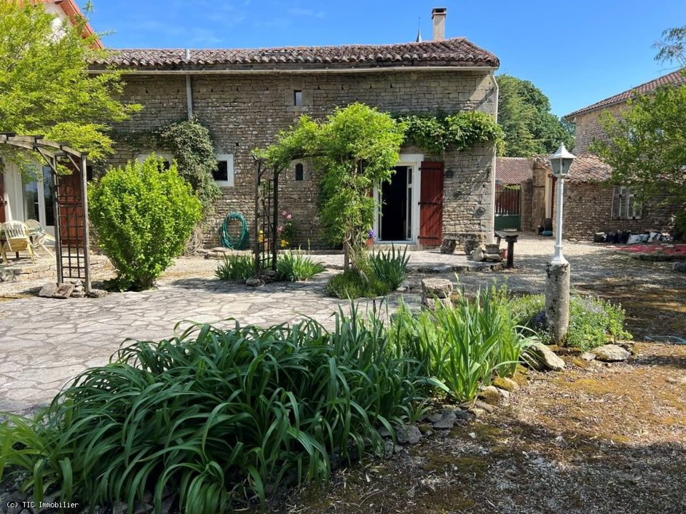 Villa i Villefagnan, Charente - foto 1