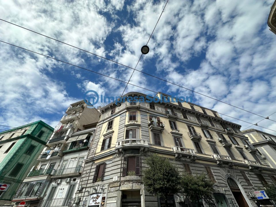 Erhvervsejendom i Naples, Naples - foto 3