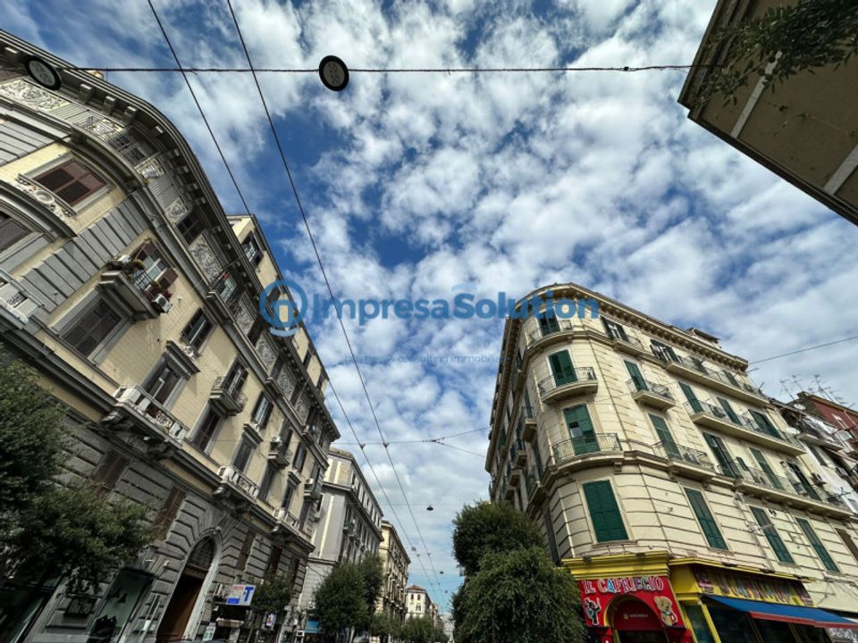 Erhvervsejendom i Naples, Naples - foto 4