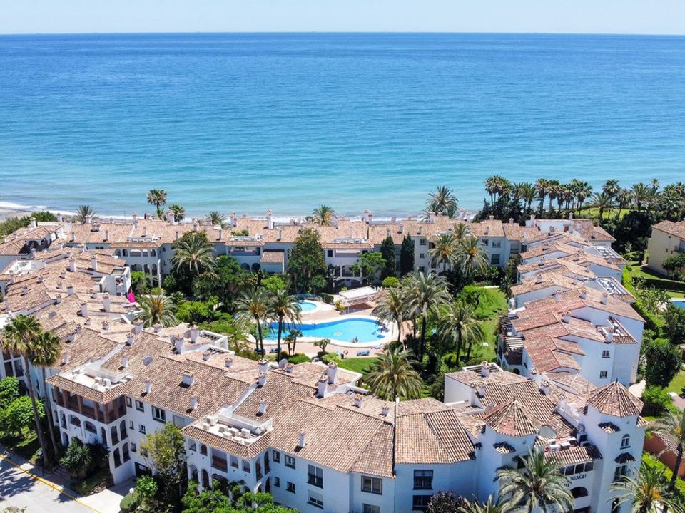 Lejlighed i Estepona, Malaga - foto 2