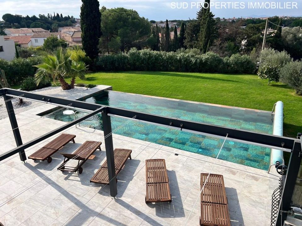 Villa i Perpignan, Pyrenees-Orientales - bilde 1