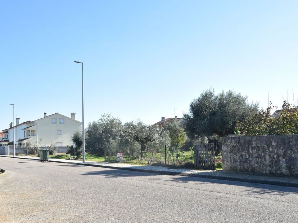 Helårsgrund i Entroncamento, Santarem - foto 1