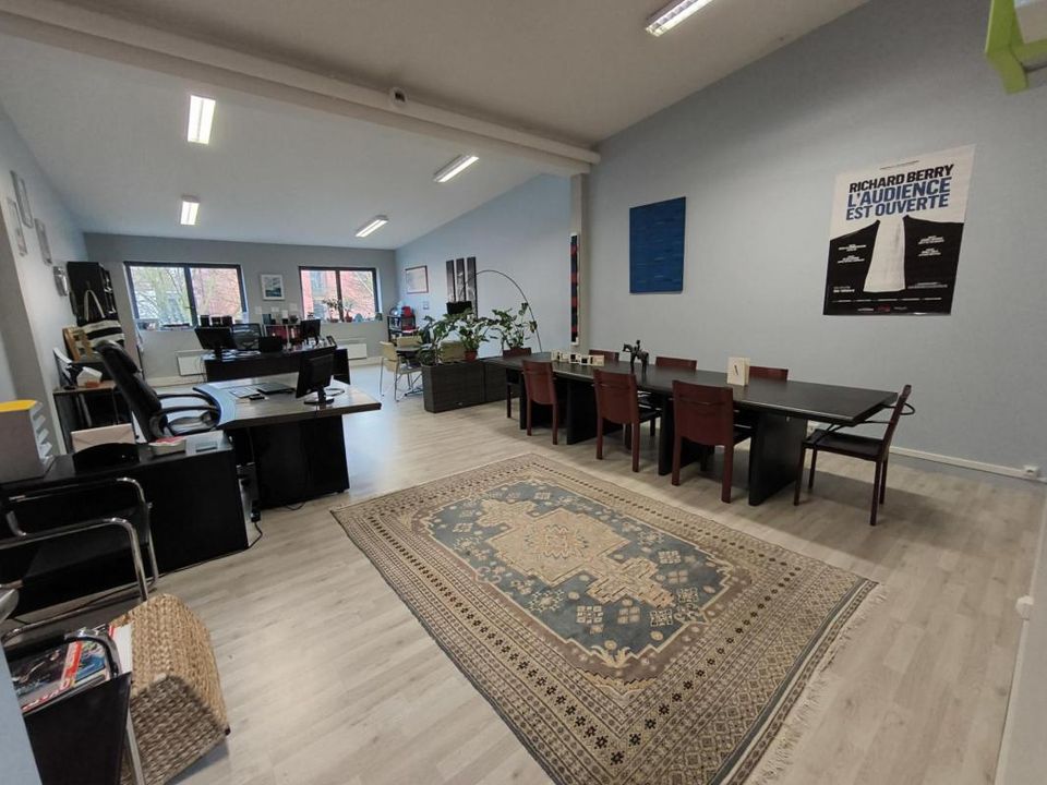 Erhvervsejendom i Bois-d'Arcy, Yvelines - foto 1
