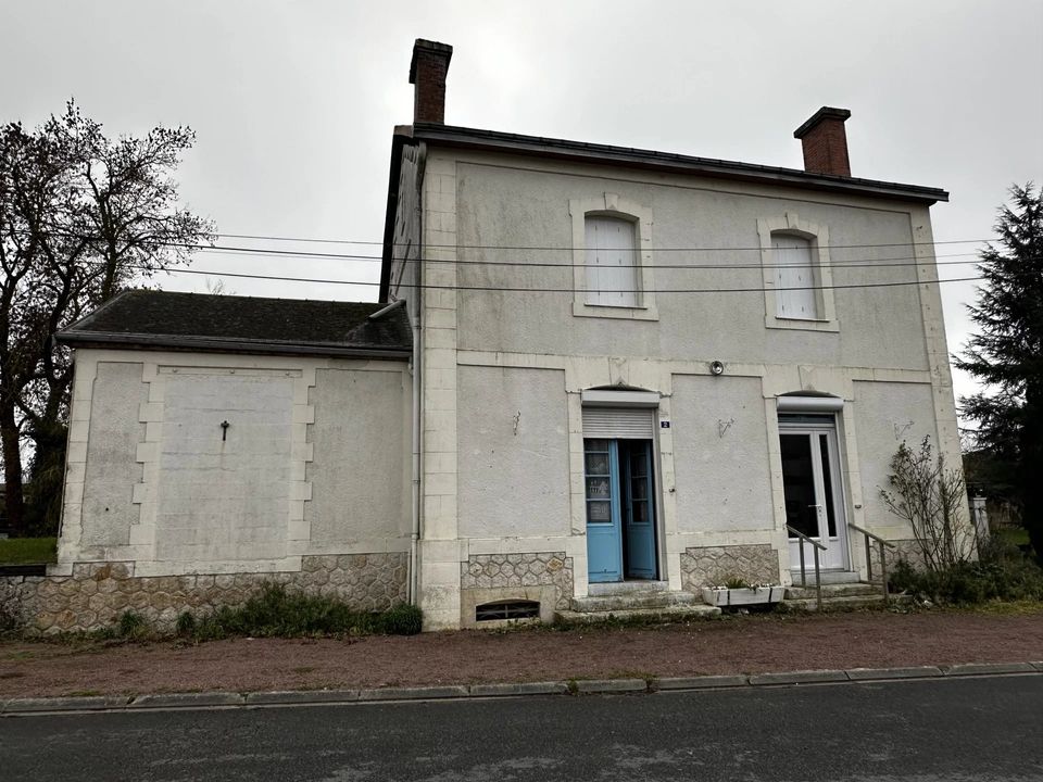 Villa i Savigné-sur-Lathan, Indre-et-Loire - foto 1