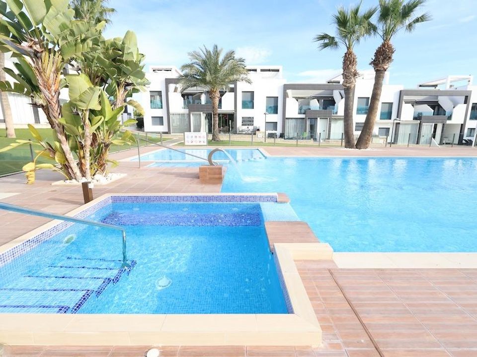 Lejlighed i La Zenia, Alicante - foto 1