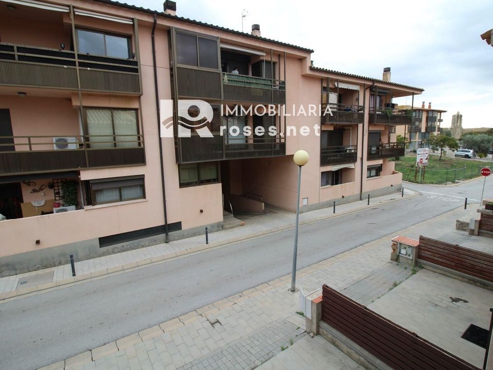 Garage i Palau-Saverdera, Gerona - foto 1