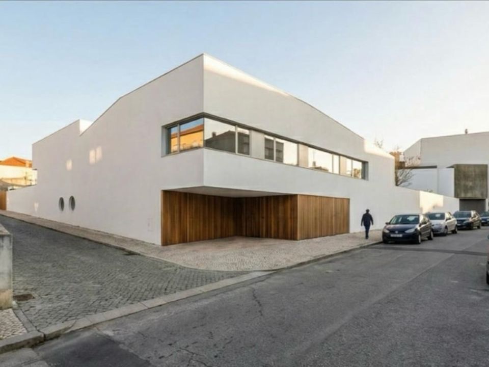 Helårsgrund i Espinho, Aveiro - foto 1