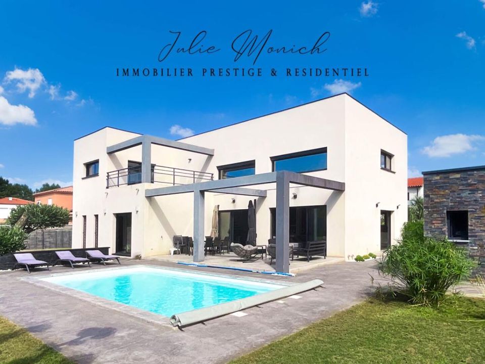 Villa a Saint-Genis-des-Fontaines, Pyrenees-Orientales - foto 1