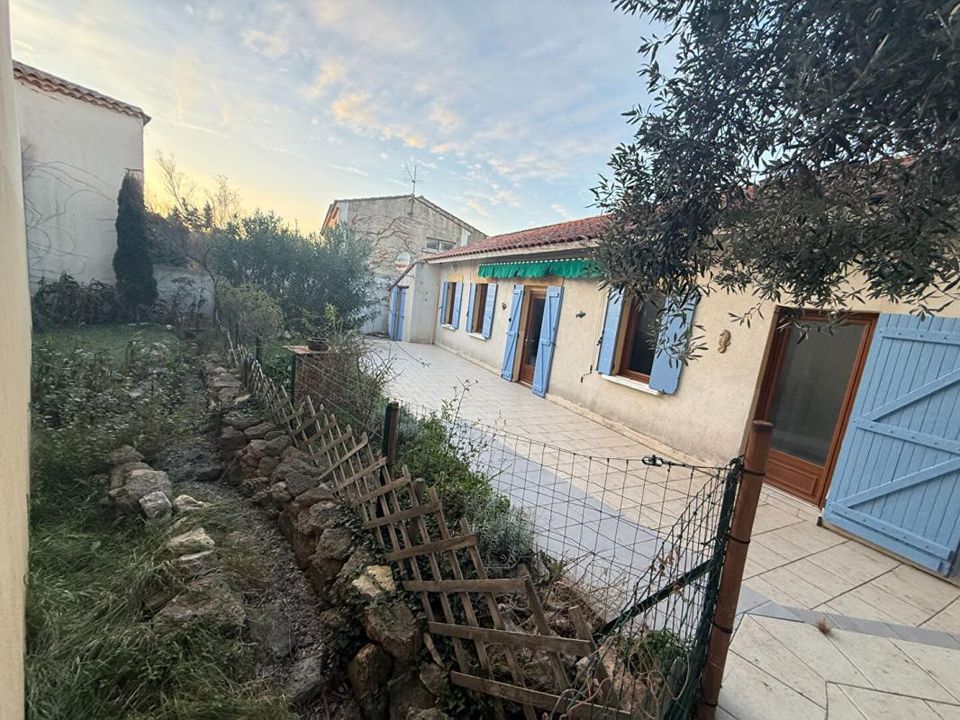 Villa i Saint-Chamas, Bouches-du-Rhone - bilde 1