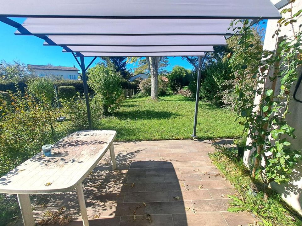 Villa in Saint-Yrieix-Sur-Charente, Charente - foto 2
