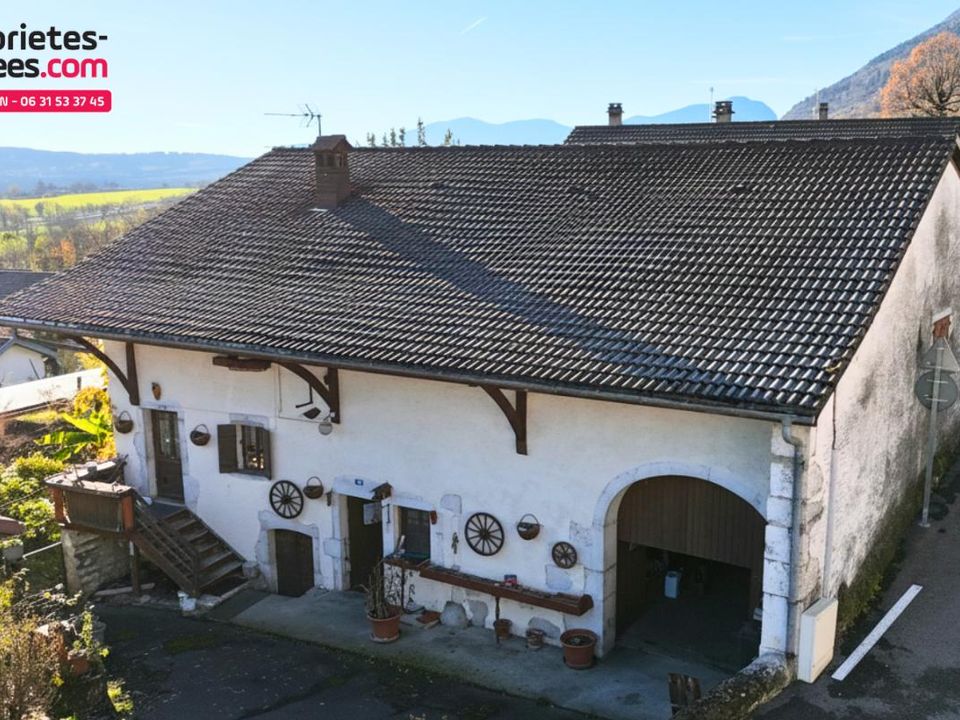 Villa in Farges, Ain - foto 1