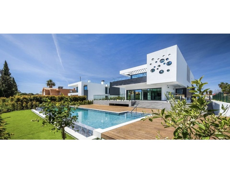 Villa i Quarteira, Faro - foto 1