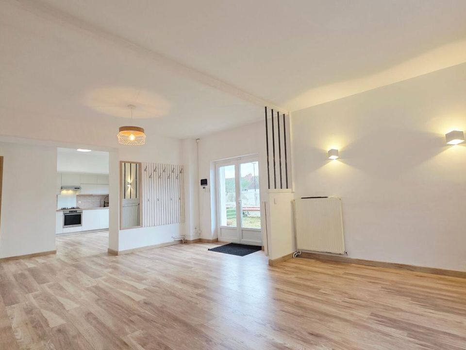 Villa i Mehun-sur-Yevre, Cher - foto 1