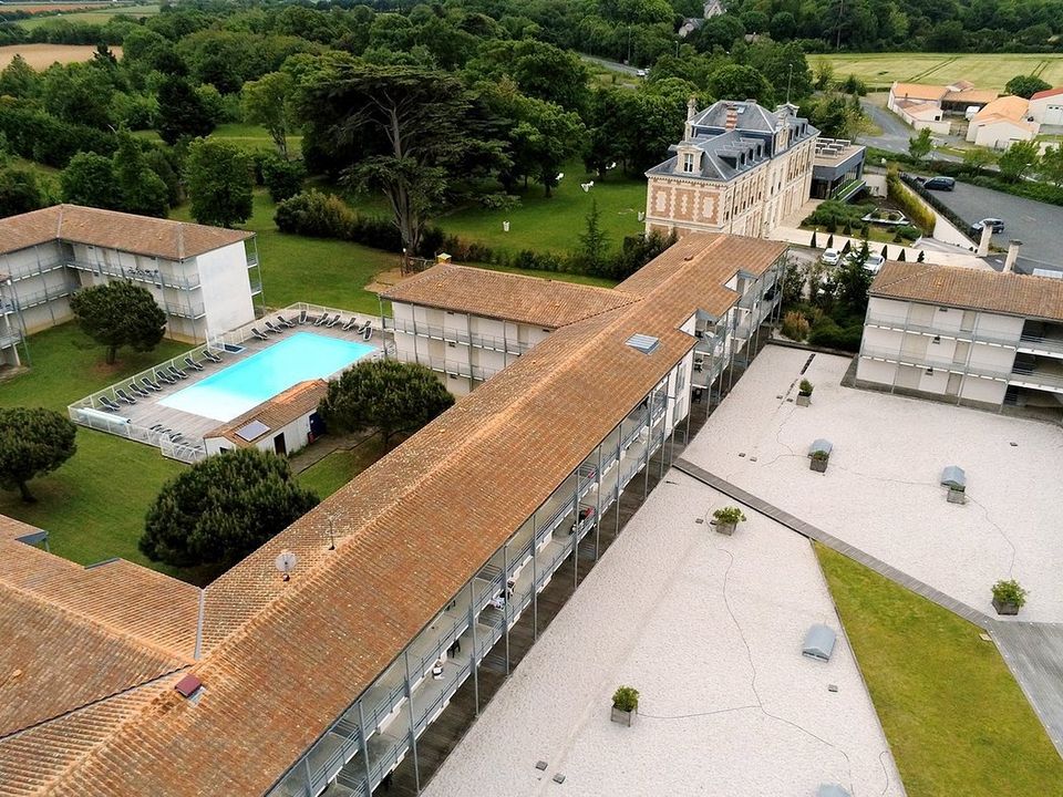 Næringseiendom i Lagord, Charente-Maritime - bilde 1