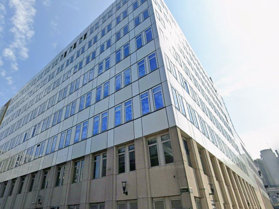 Erhvervsejendom i Noisy-le-Grand, Seine-Saint-Denis - foto 1