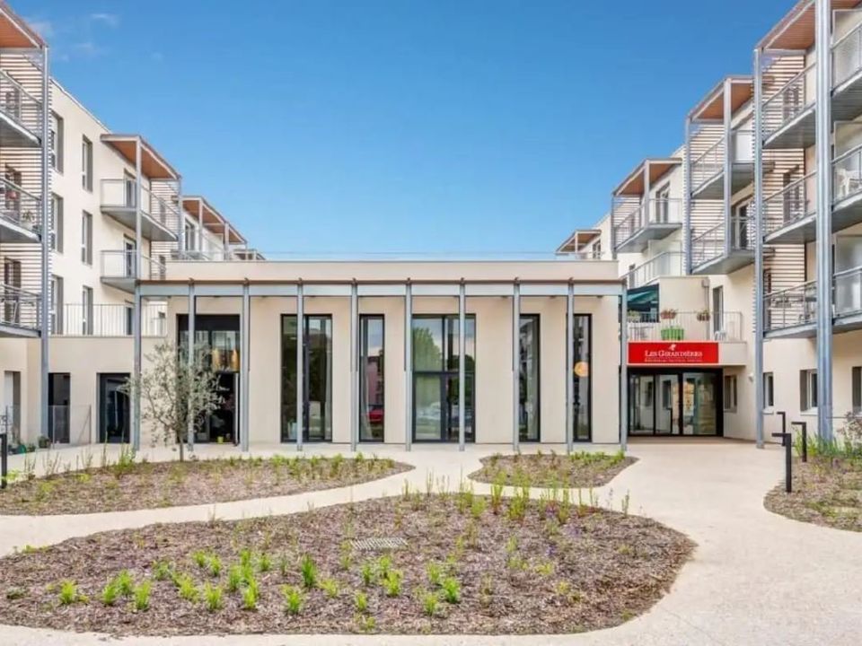 Erhvervsejendom i Morangis, Essonne - foto 1