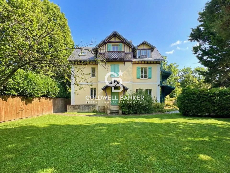 Villa i Rueil-Malmaison, Hauts-de-Seine - foto 1