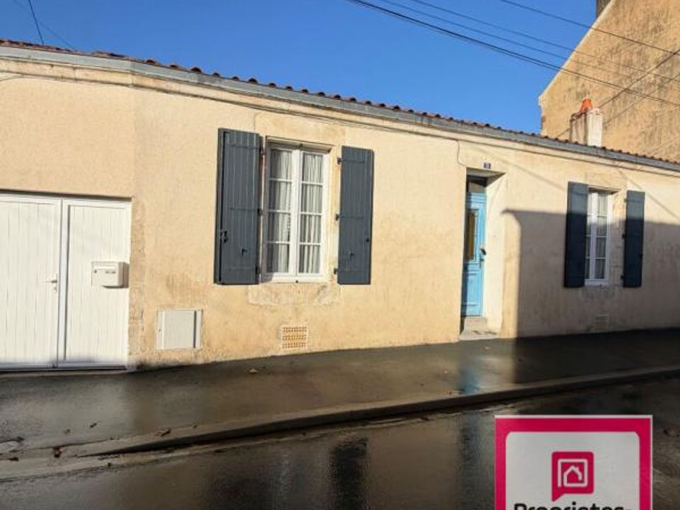Villa en Lucon, Vendee - foto 1