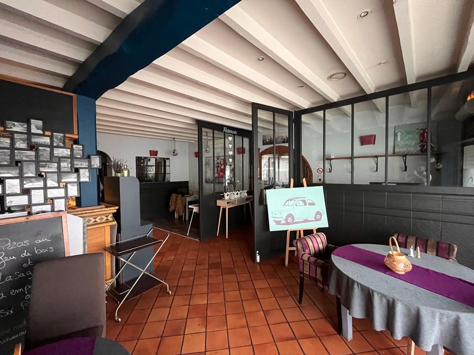 Erhvervsejendom i Villeneuve-sur-Lot, Lot-et-Garonne - foto 1