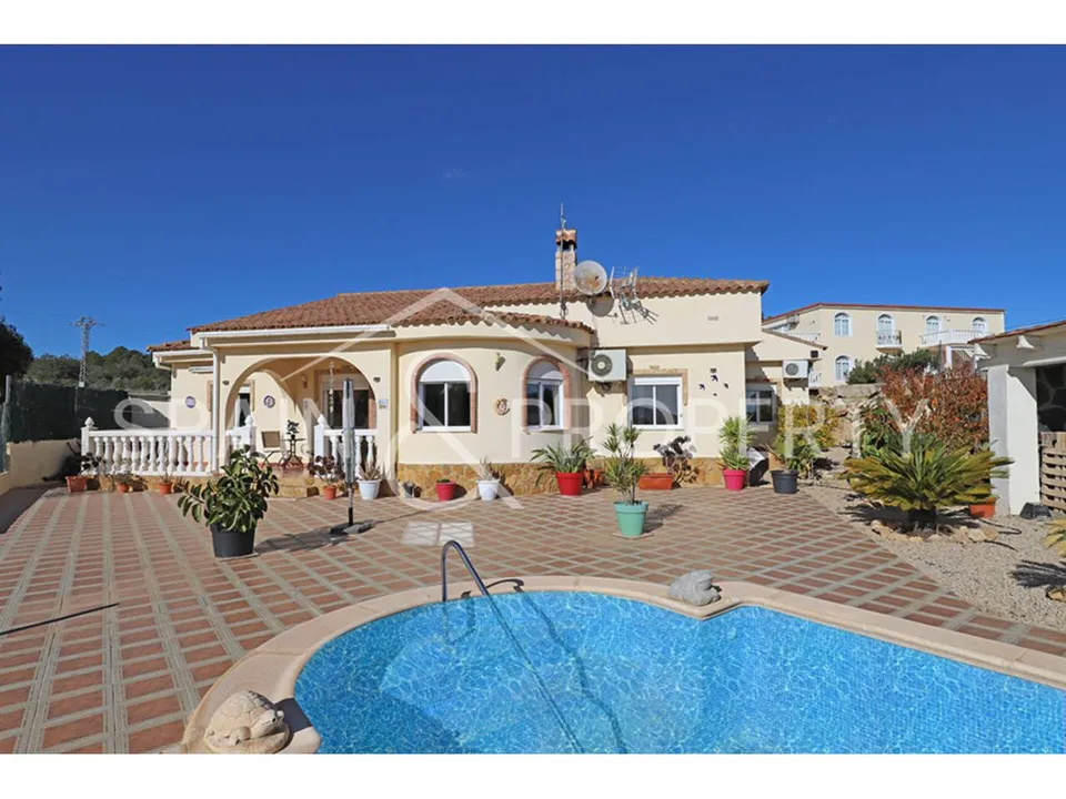Villa i Montroy, Valencia - foto 1
