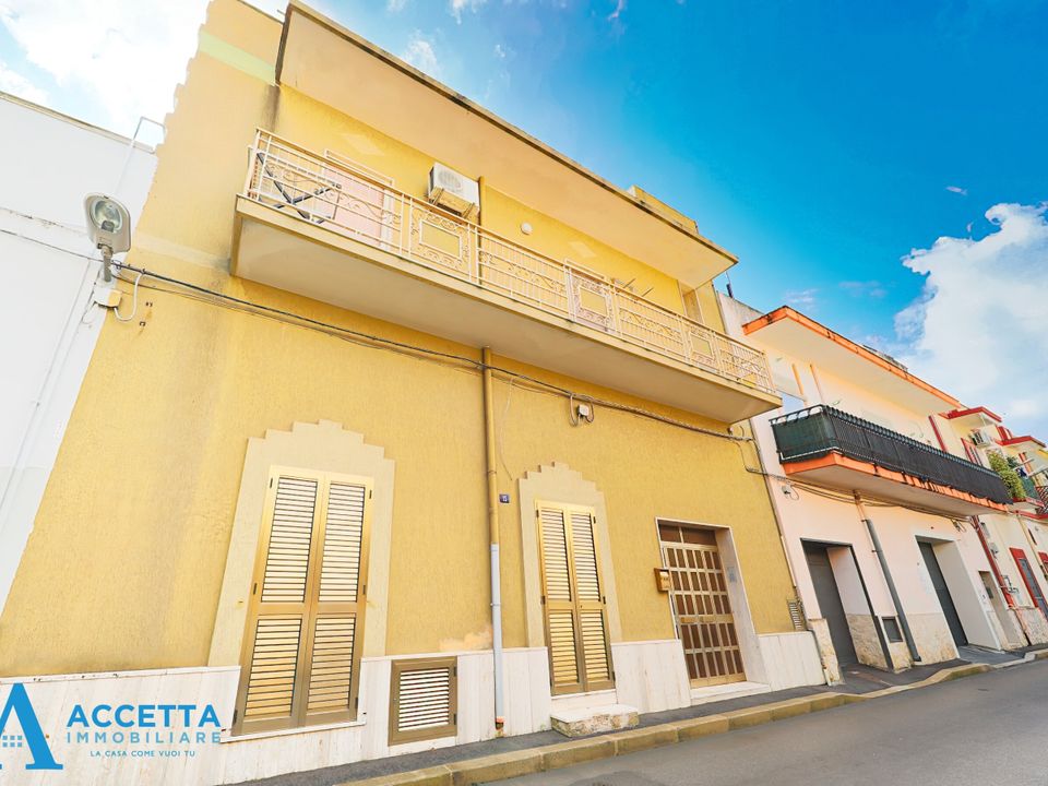 Villa in Taranto, Taranto - foto 1