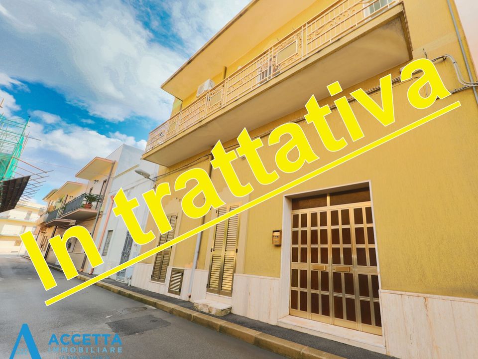 Haus in Taranto, Taranto - Foto 1