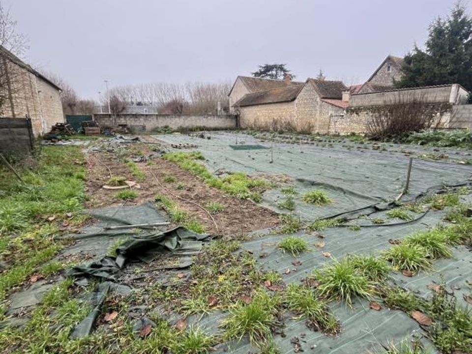 Helårsgrund i Ingrandes, Vienne - foto 3