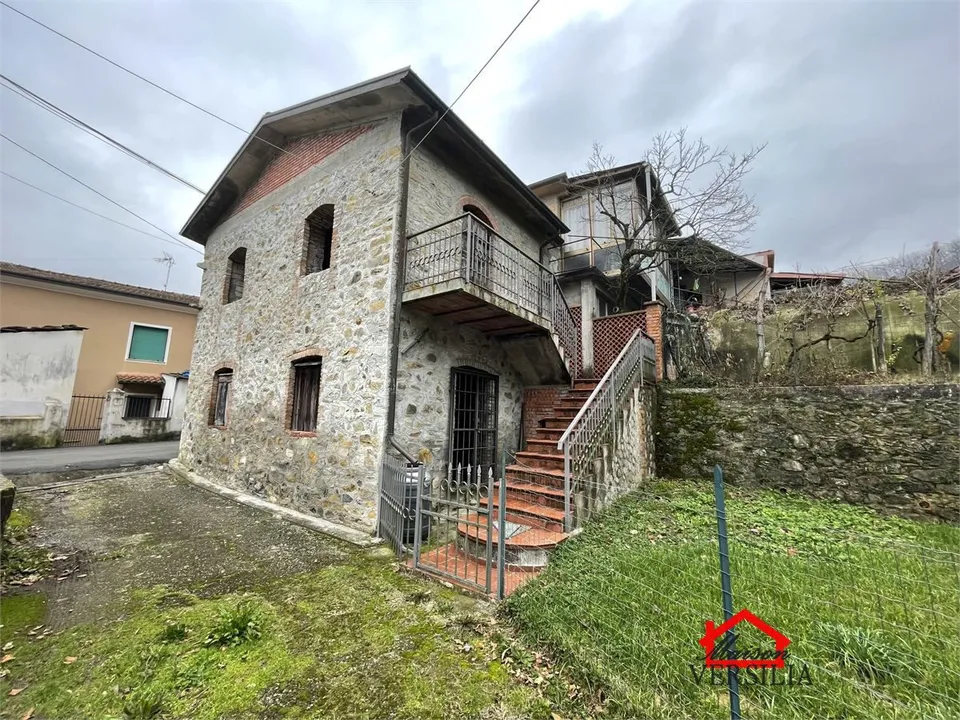 Landejendom i Aulla, Massa and Carrara - foto 1