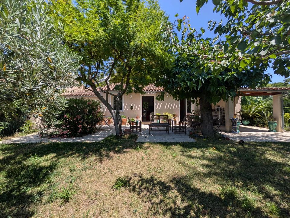 Villa i Le Cannet, Alpes-Maritimes - foto 1