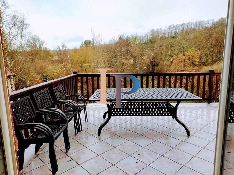Villa i Charlieu, Loire - foto 1