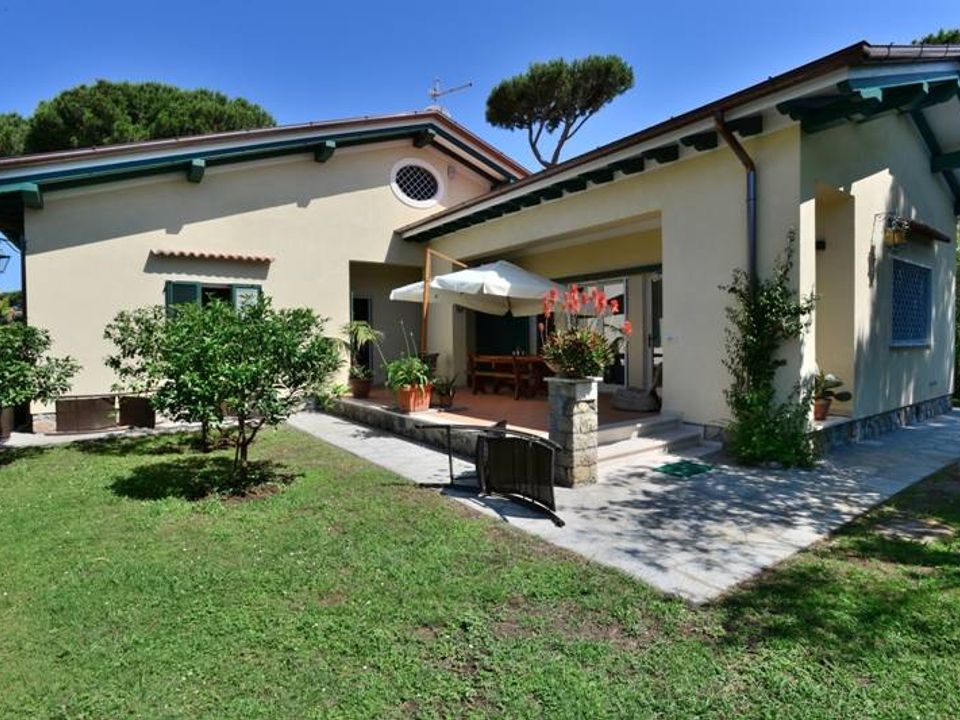 Villa i Forte dei Marmi, Lucca - bilde 1