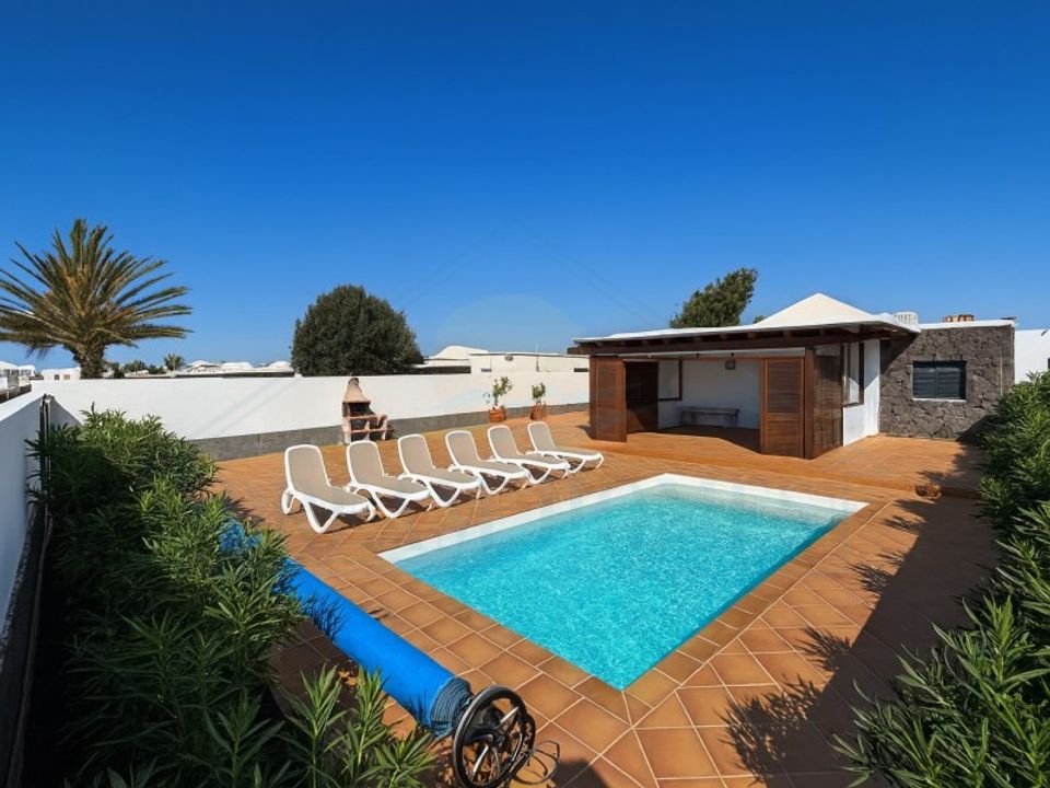 Villa i Playa Blanca (Yaiza), Lanzarote - foto 1
