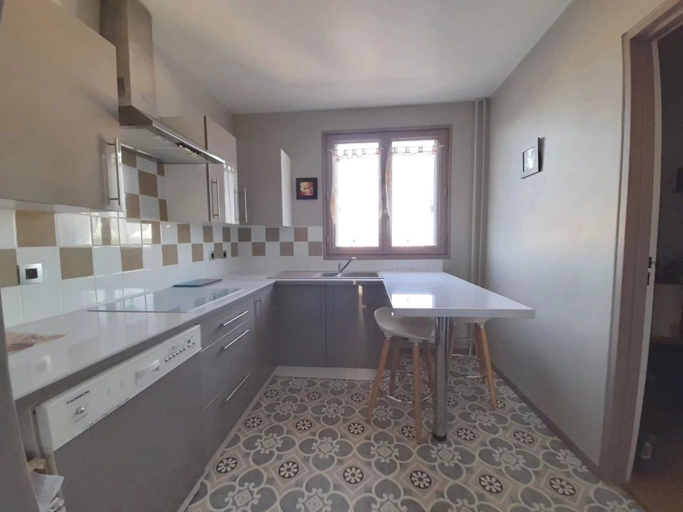 Lejlighed i Neuilly-sur-Marne, Seine-Saint-Denis - foto 2