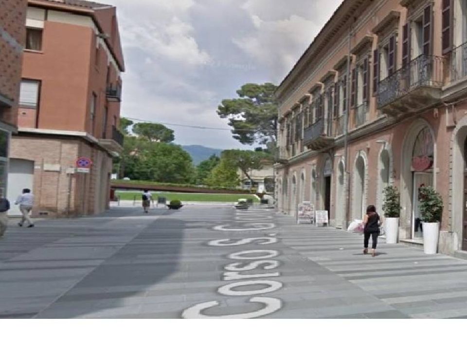 Erhvervsejendom i Teramo, Teramo - foto 1