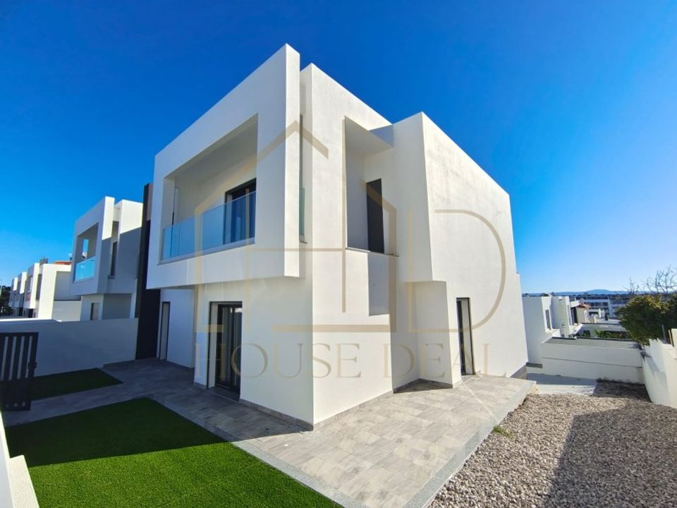 Villa i Corroios, Setubal - foto 1
