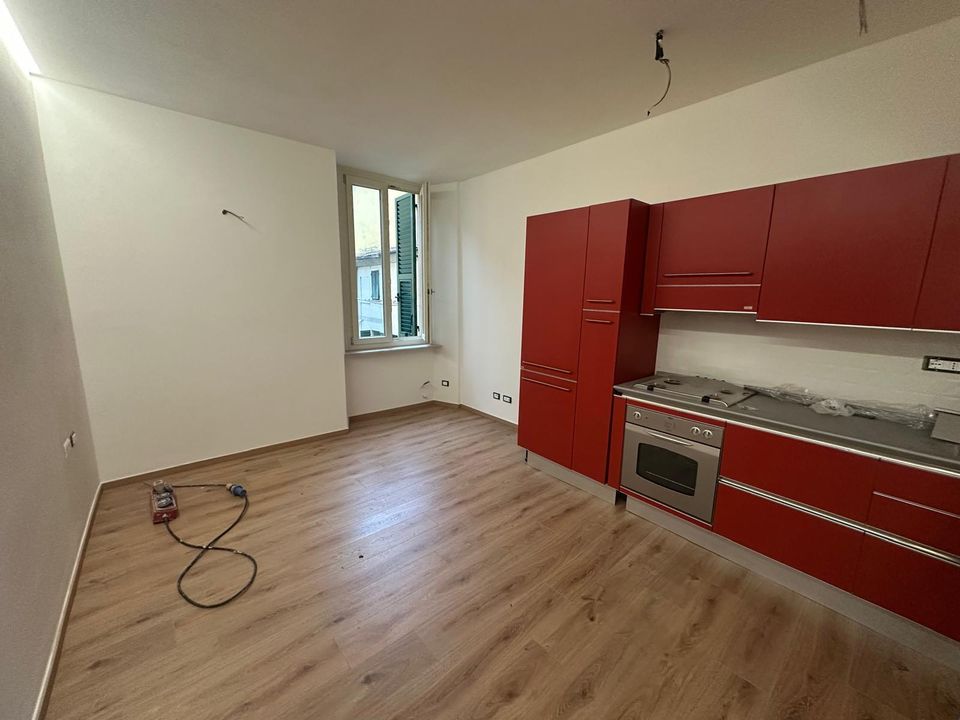 Lejlighed i Sarzana, La Spezia - foto 1