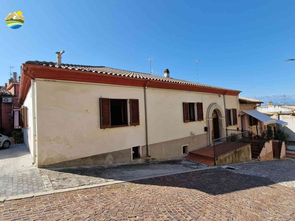 Byhus i Morro d'Oro, Teramo - foto 2