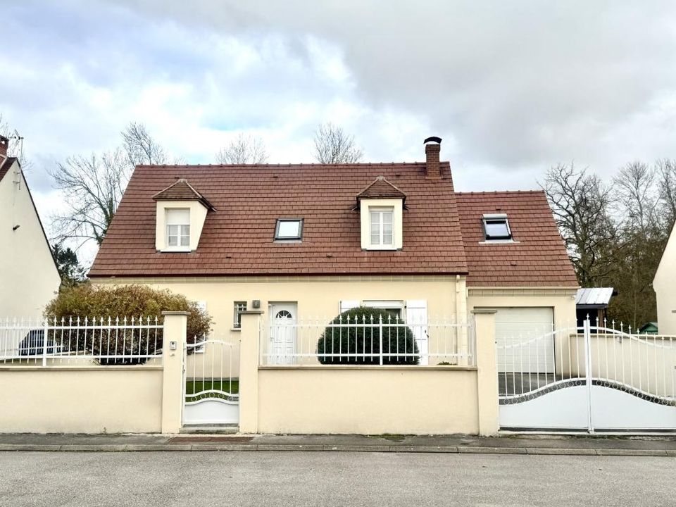 Bungalow i Coudun, Oise - foto 1