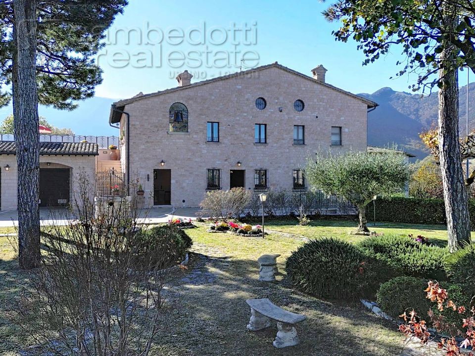 Villa i Cagli, Pesaro and Urbino - bilde 1