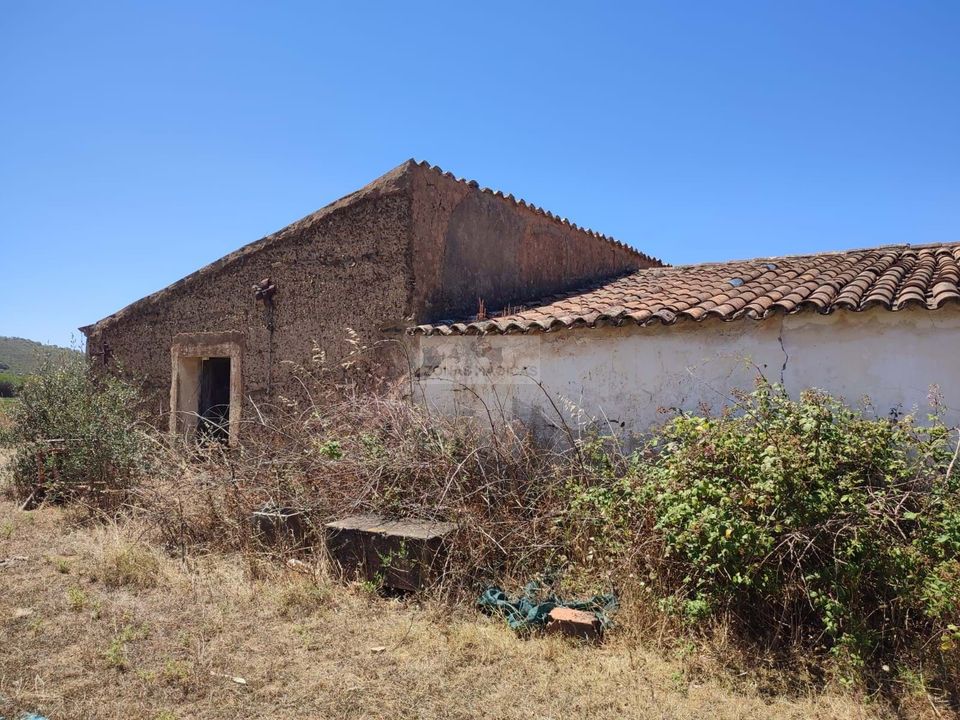 Ruinere i Monchique, Faro - foto 1