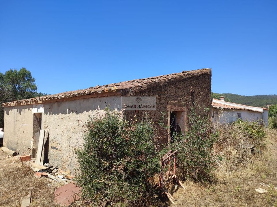 Ruinere i Monchique, Faro - foto 3