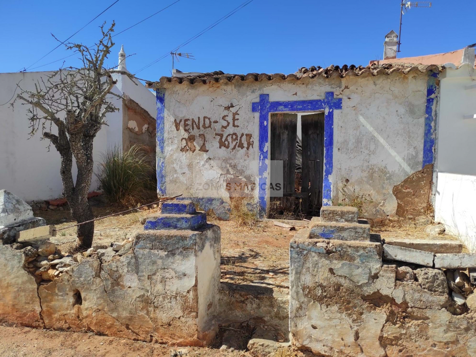 Terra a Lagos, Faro - foto 1