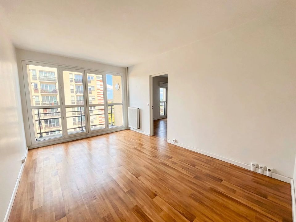 Leilighet i Villeneuve-la-Garenne, Hauts-de-Seine - bilde 1