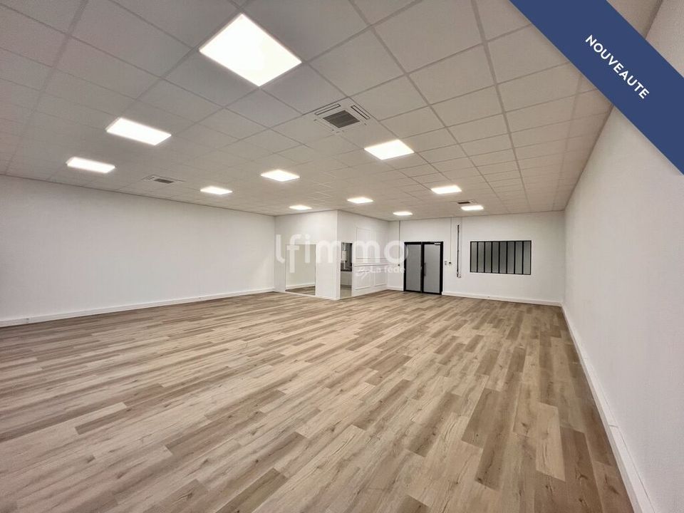 Erhvervsejendom i Evry-Courcouronnes, Essonne - foto 1
