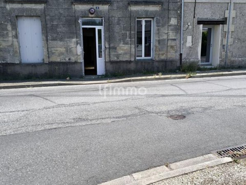 Erhvervsejendom i Saint-Loubes, Gironde - foto 1