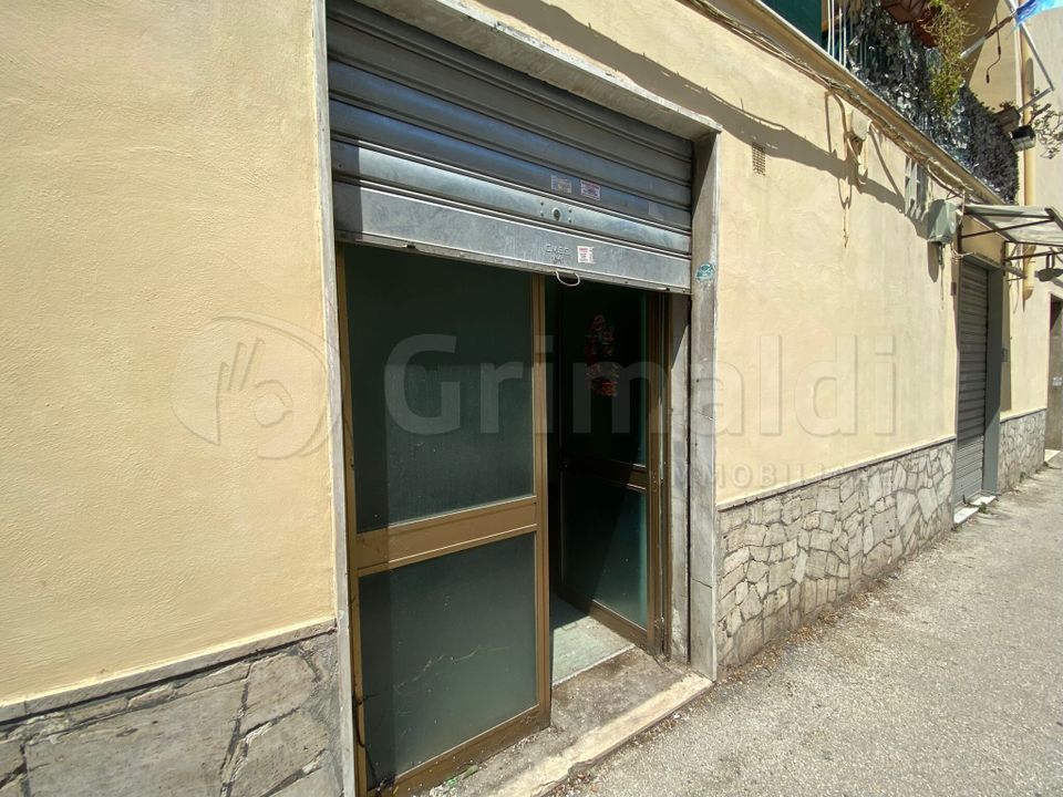 Erhvervsejendom i Giugliano in Campania, Naples - foto 5