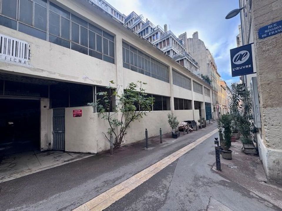 Garage i Marseille, Bouches-du-Rhone - foto 3