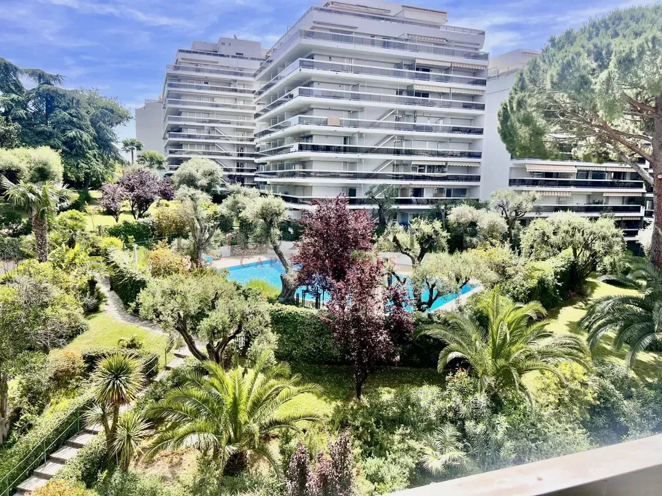 Lejlighed i Antibes, Alpes-Maritimes - foto 1