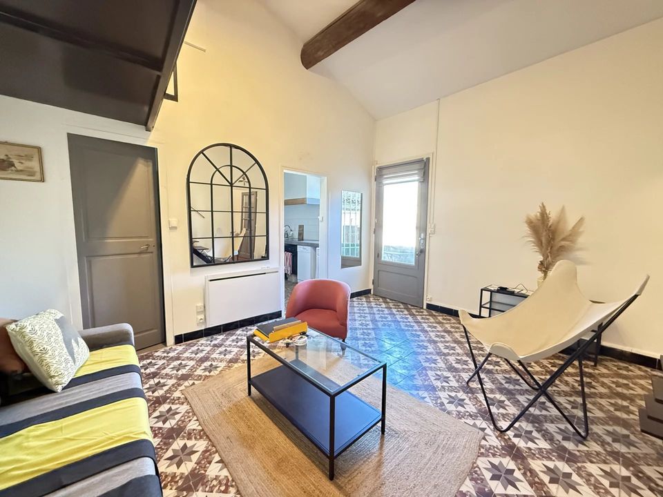 Appartement in Arles, Bouches-du-Rhone - foto 1