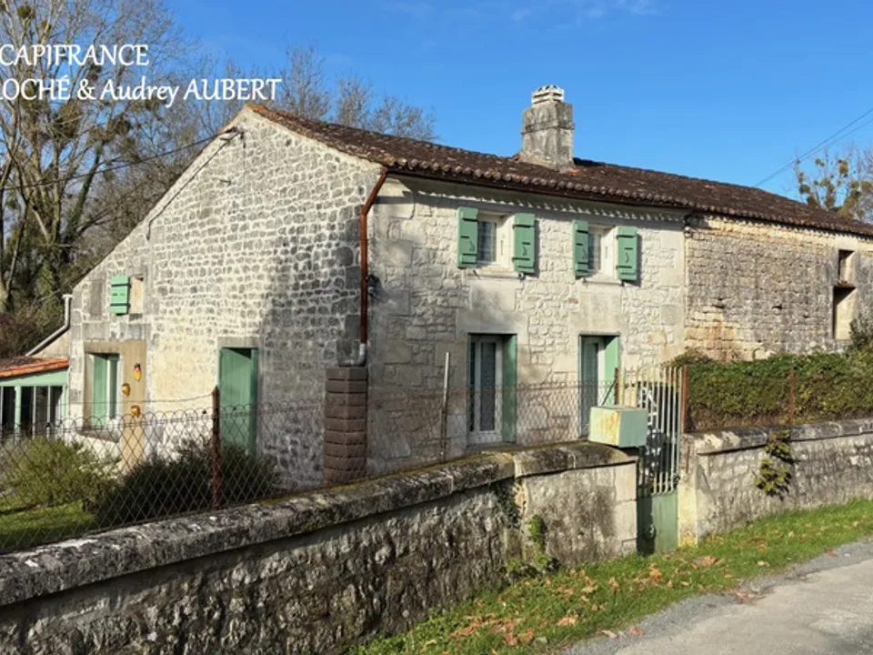Landejendom i Port-d'Envaux, Charente-Maritime - foto 1